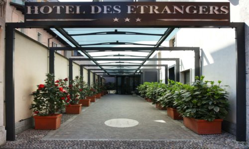 Book a cheap room in Hotel Des Etrangers